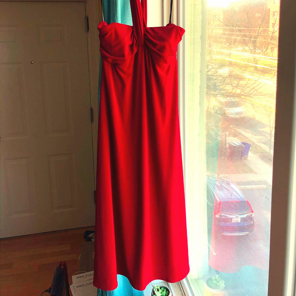 Laundry by Shelli Segal red halter evening dress